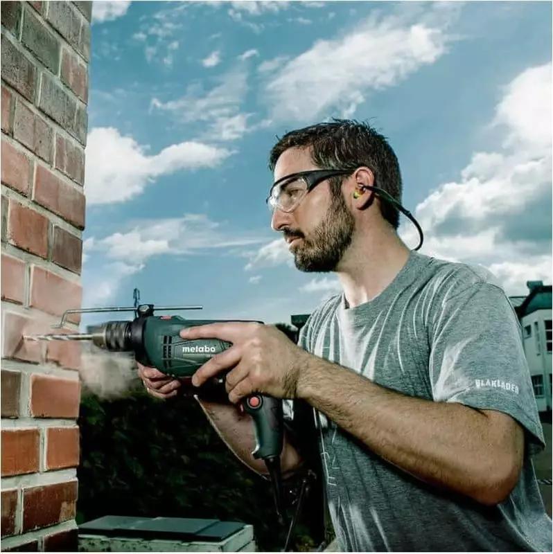 Дрель ударная Metabo SBE 650 650Вт ключевой реверс (600742000) Дрель ударная Metabo SBE 650 650Вт ключевой реверс (600742000)