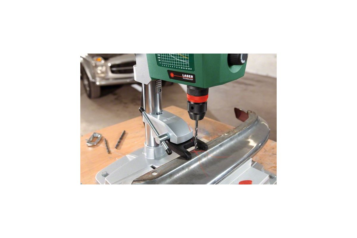 Дрель стационарная Bosch PBD 40 710Вт патрон:быстрозажимной (0603B07000) Дрель стационарная Bosch PBD 40 710Вт патрон:быстрозажимной (0603B07000)